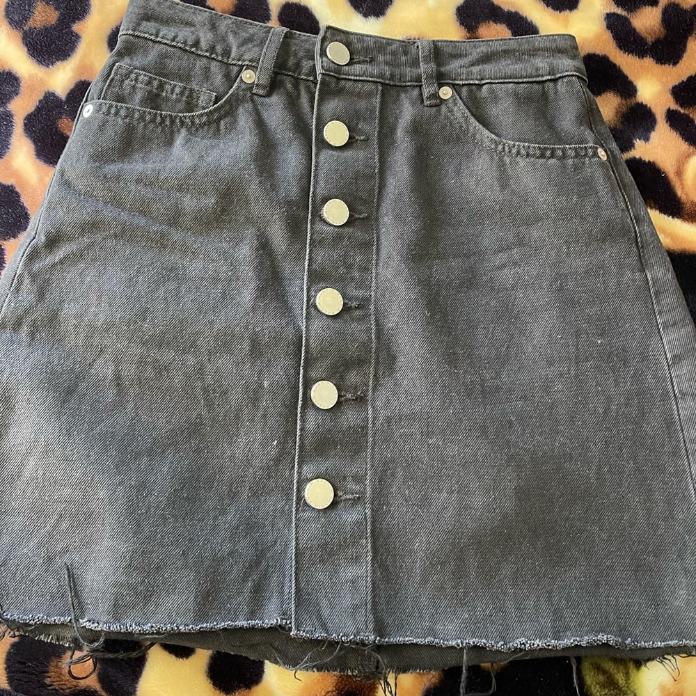 H&M black denim skirt